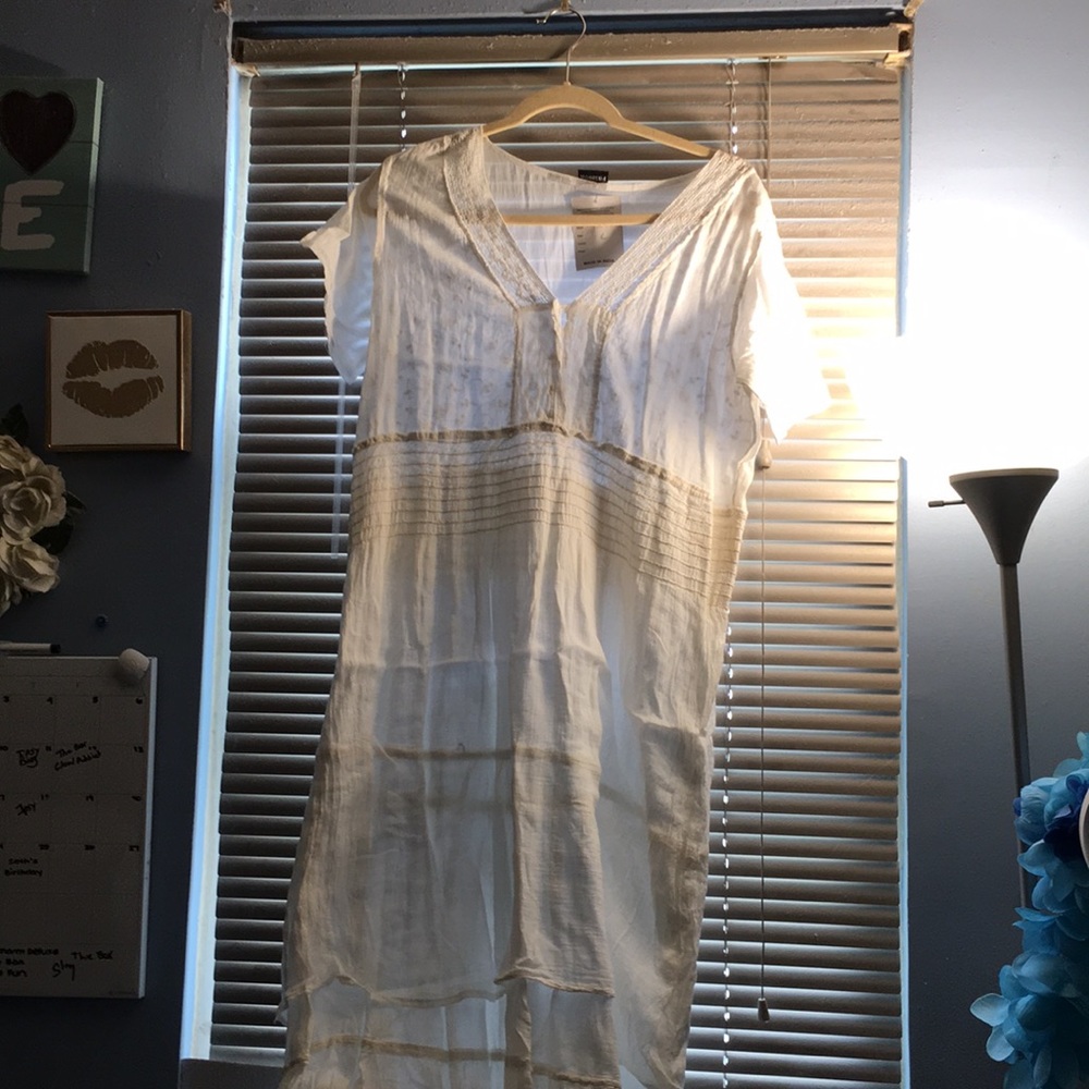 Long white gauge dress